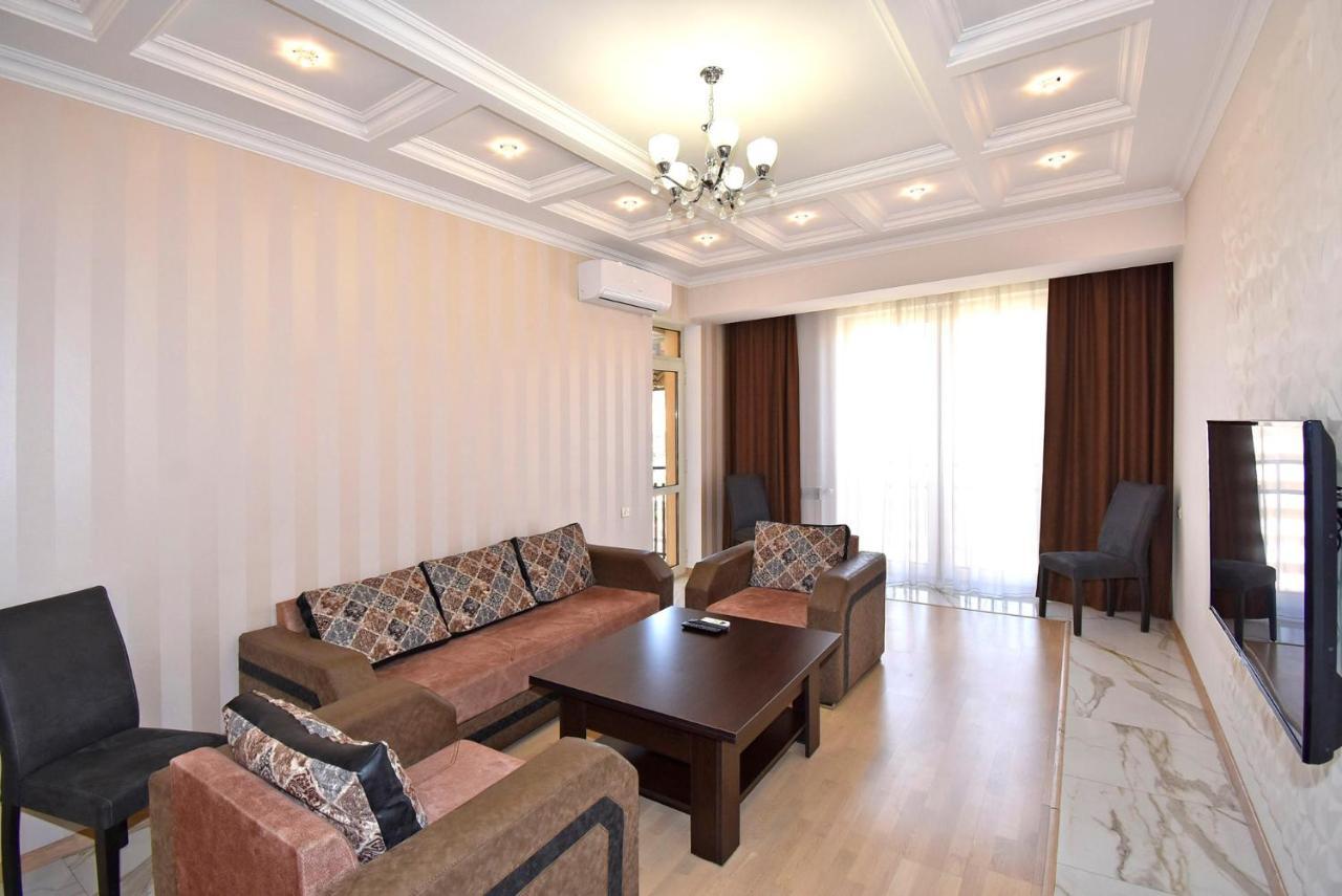 Rent Inn Yerevan On Buzand Street Kültér fotó