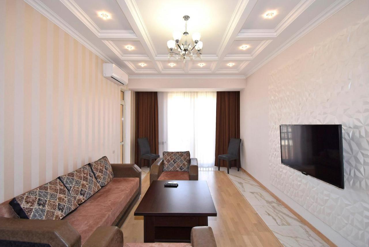 Rent Inn Yerevan On Buzand Street Kültér fotó