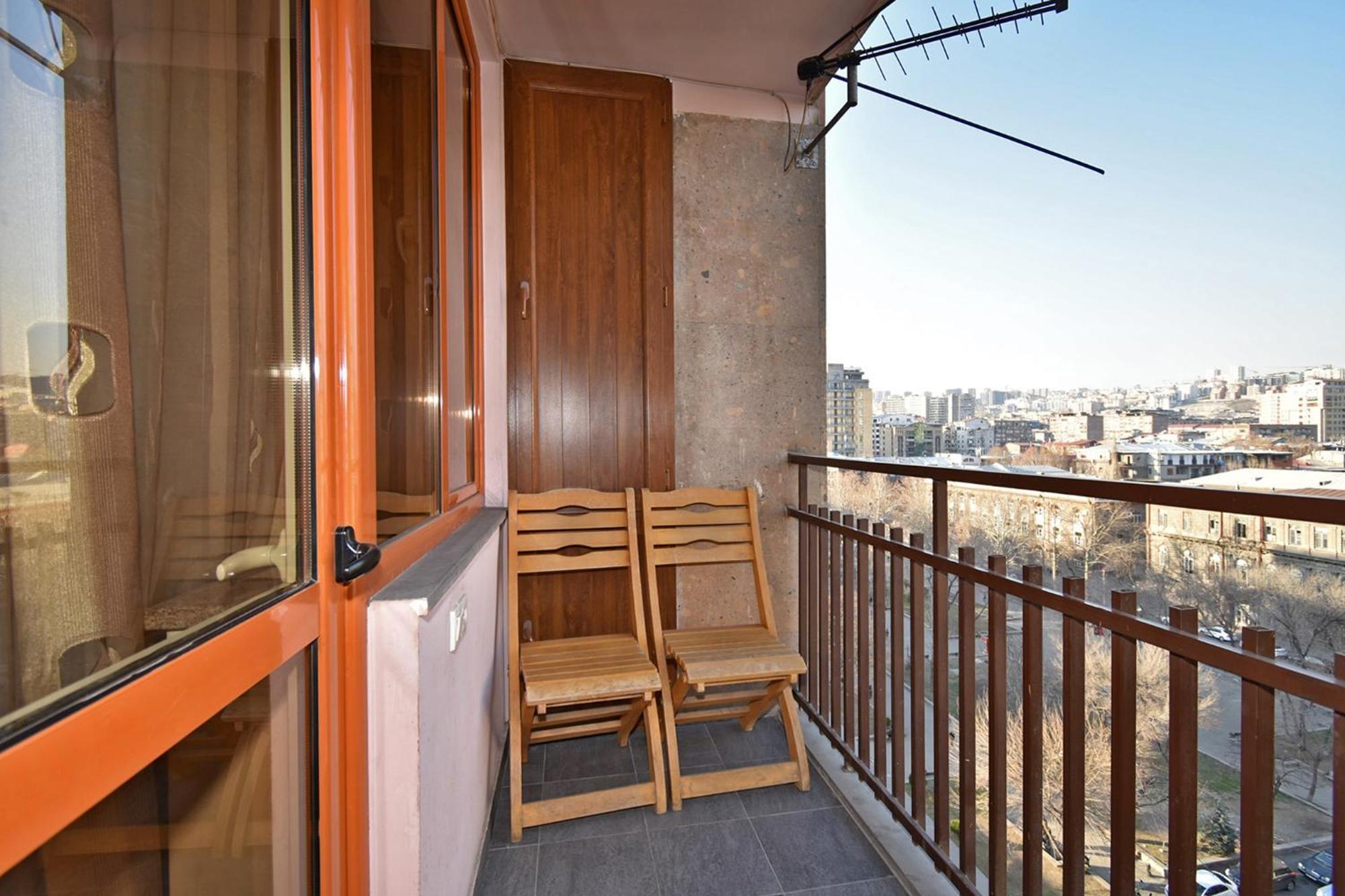 Rent Inn Yerevan On Buzand Street Kültér fotó
