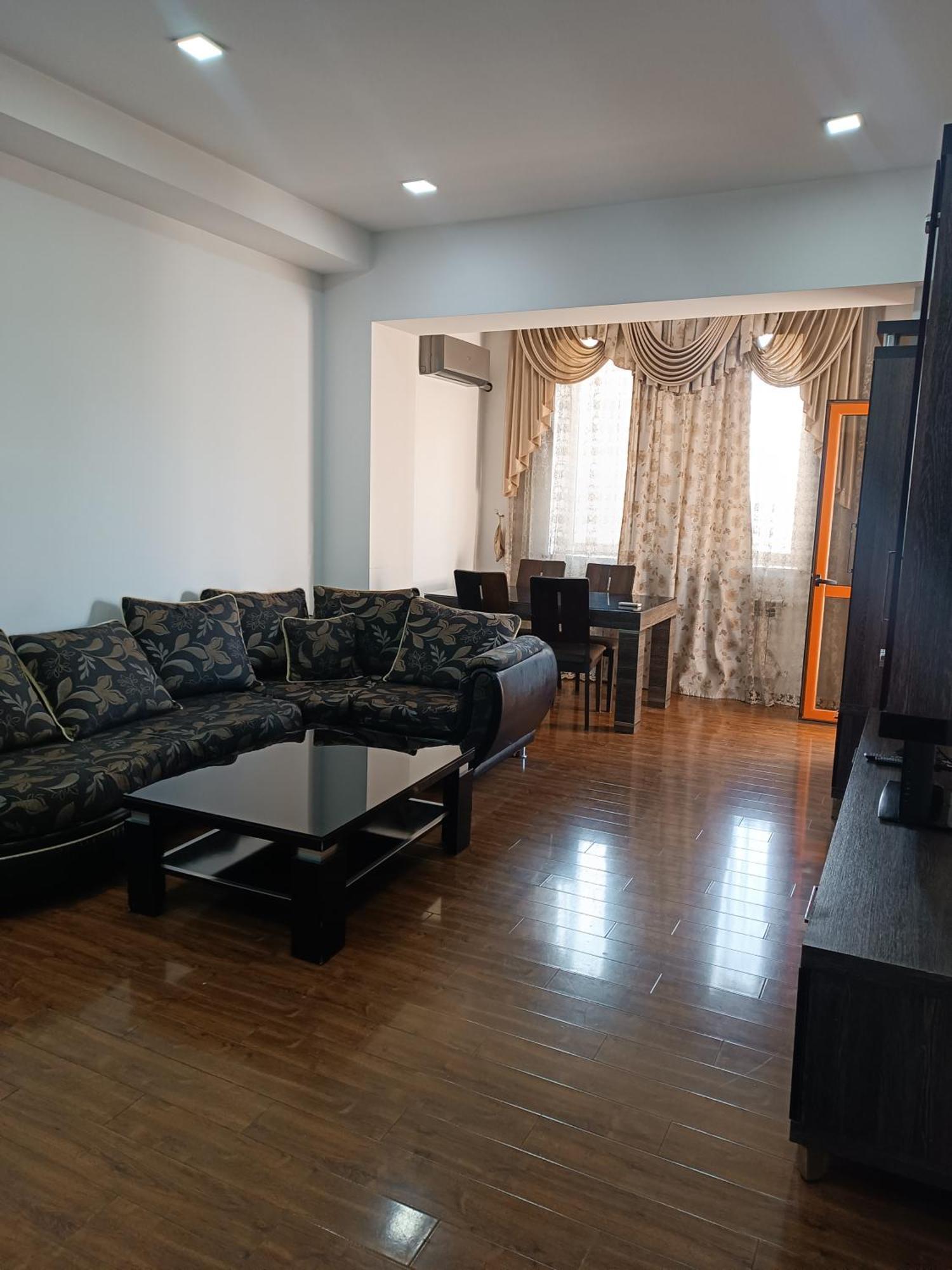 Rent Inn Yerevan On Buzand Street Kültér fotó