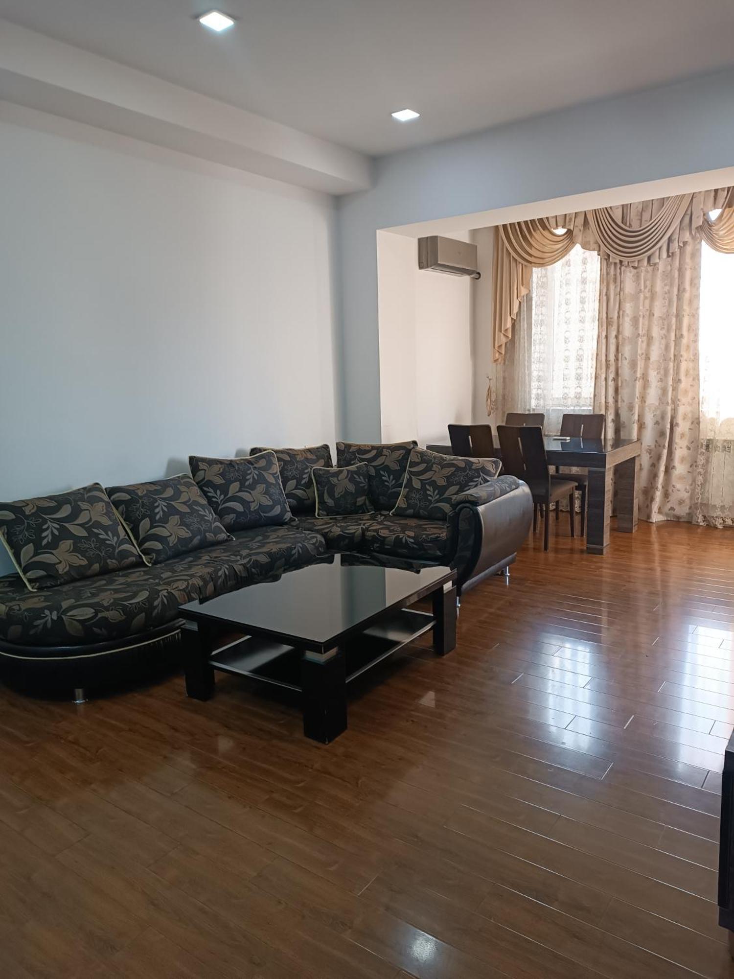 Rent Inn Yerevan On Buzand Street Kültér fotó