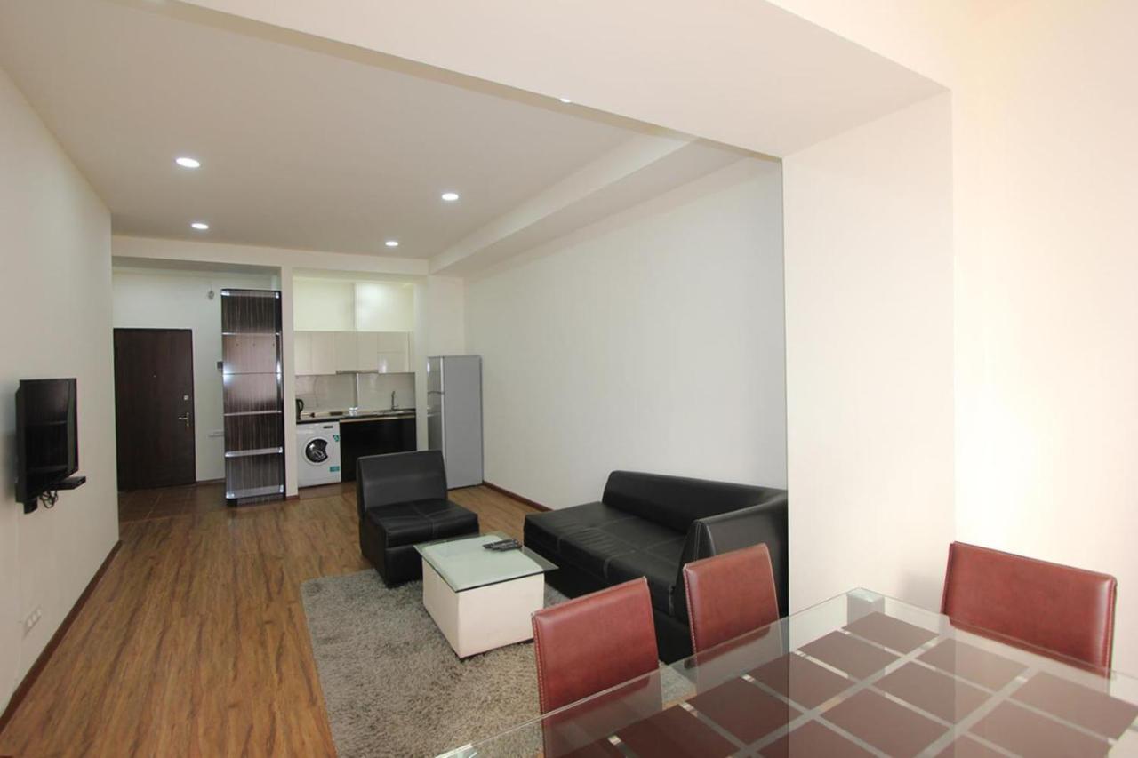 Rent Inn Yerevan On Buzand Street Kültér fotó